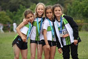 L'equip Sub-10 Femení . Eix