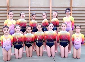 Les gimnastes de l'Equip Base 2-4-5. Eix