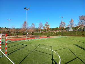 Nou camp de futbol de gespa artificial de Guardiola de Font-rubí 