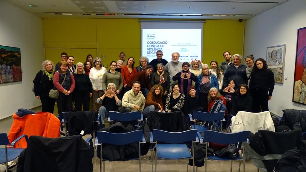 Xerrada de Sílvia Carrasco a la Biblioteca Cardona Torrandell. Eduard Sala