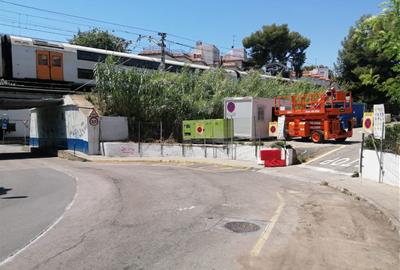 ADIF inicia la reparació del Pont dels Ocells a Sitges amb afectacions en la mobilitat i treballs diürns i nocturns. Ajuntament de Sitges