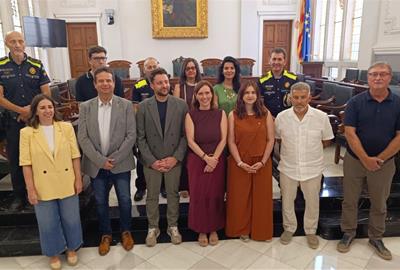Adjudicat el contracte per implantar l’aplicació mòbil de seguretat ciutadana. Ajuntament de Reus