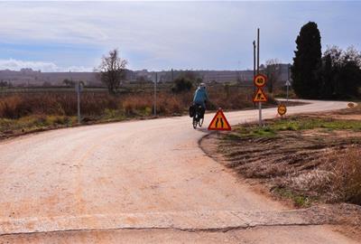 Comencen les obres per millorar camins agrícoles i crear noves vies ciclistes a l’entorn de l’Eix Diagonal al Penedès. CC Alt Penedès