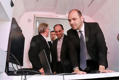 El Govern desplega oficines mòbils d'atenció ciutadana per apropar els tràmits públics a 200 municipis. ACN