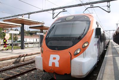 Renfe reforça el servei de Rodalies per la revetlla de Sant Joan, especialment pels viatges pel litoral des de Barcelona. ACN