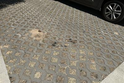 Vilafranca renovarà el paviment de l'aparcament del parc de Llevant per eliminar definitivament els clots. Ajuntament de Vilafranca
